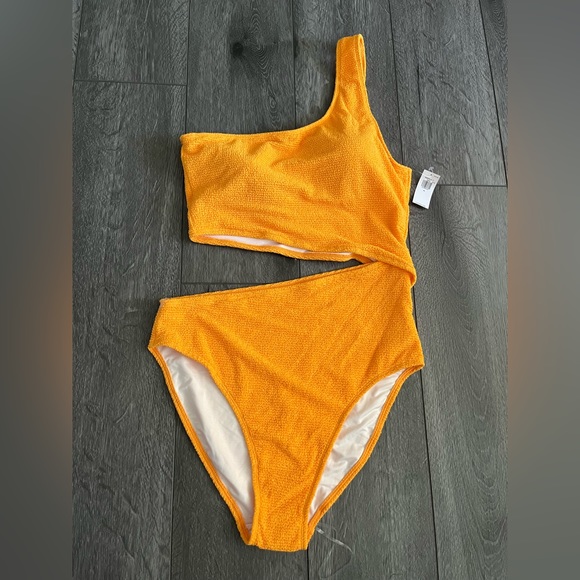 Old Navy Swim One Piece Bathing Suit Poshmark